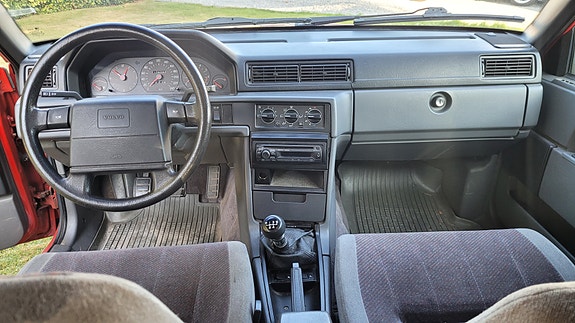 Volvo 940 7 of 9