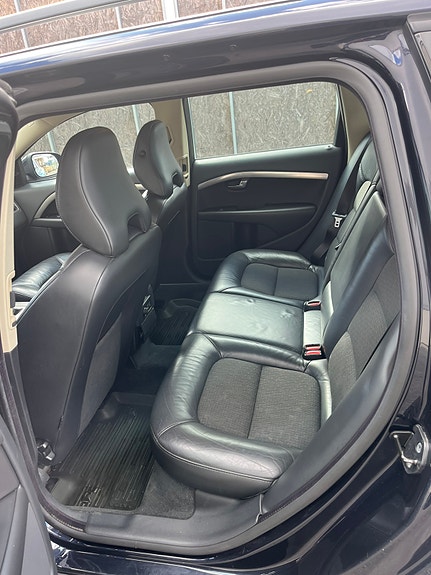 Volvo V70 10 of 10