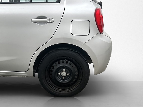 Nissan Micra 23 of 25
