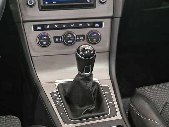 Volkswagen Golf I 13 of 23