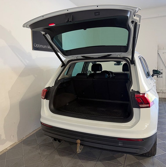 Volkswagen Tiguan 22 of 22