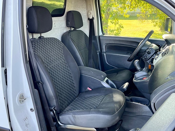 Renault Kangoo Express 9 of 10
