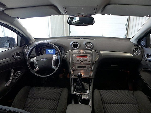 Ford Mondeo 8 of 8