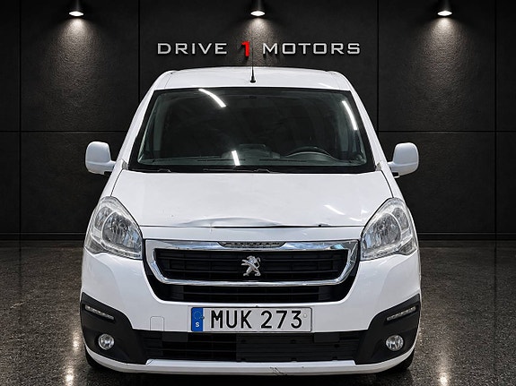 Peugeot Partner 2 of 9