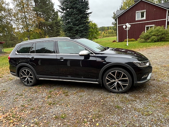 Volkswagen Passat Alltrack 19 of 20