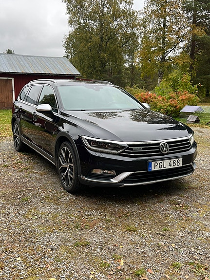 Volkswagen Passat Alltrack 16 of 20