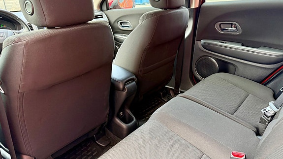 Honda HR-V 16 of 18