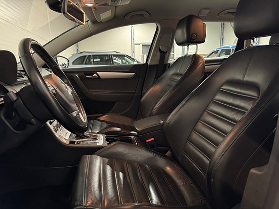 Volkswagen Passat Alltrack 16 of 20