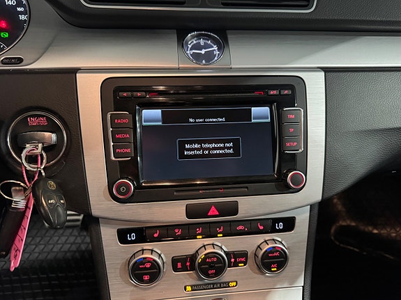 Volkswagen Passat Alltrack 14 of 20