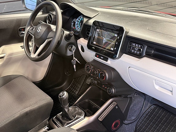 Suzuki Ignis 14 of 15