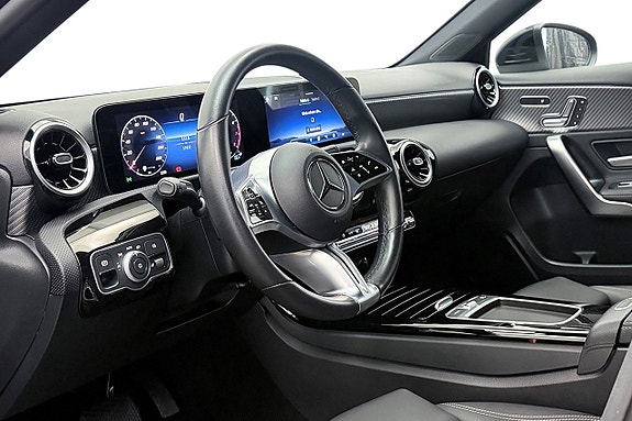 Mercedes-Benz A200 12 of 30