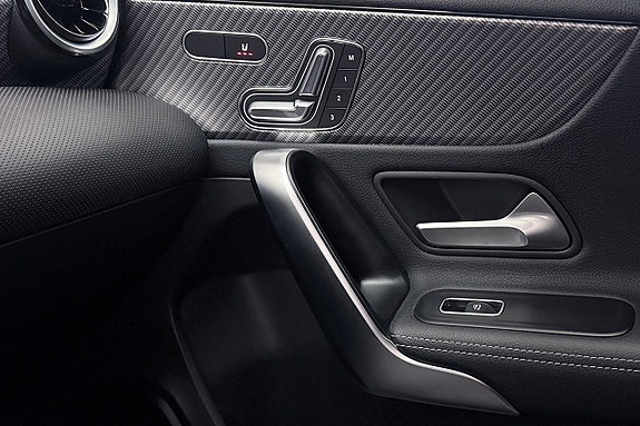 Mercedes-Benz A200 15 of 30