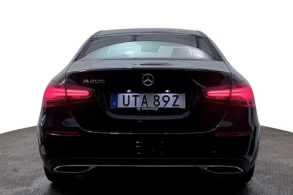 Mercedes-Benz A200 7 of 30