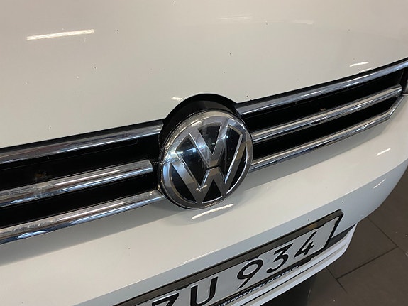 Volkswagen Touran 14 of 26