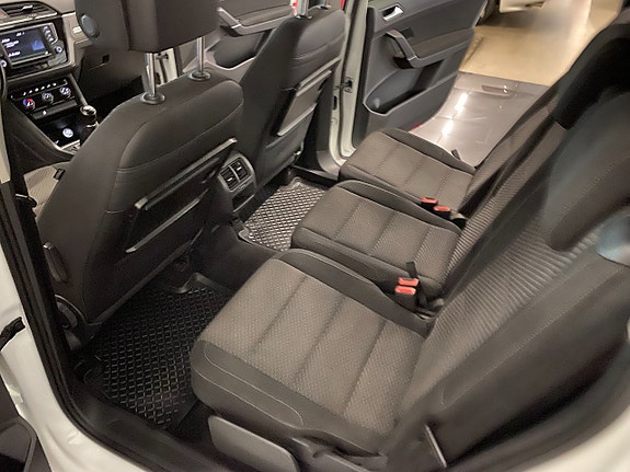 Volkswagen Touran 20 of 26