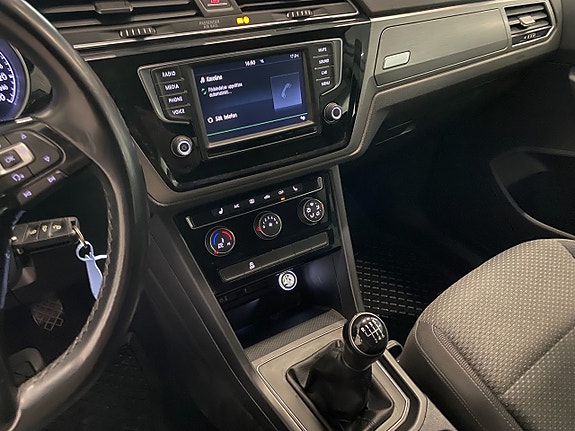 Volkswagen Touran 25 of 26
