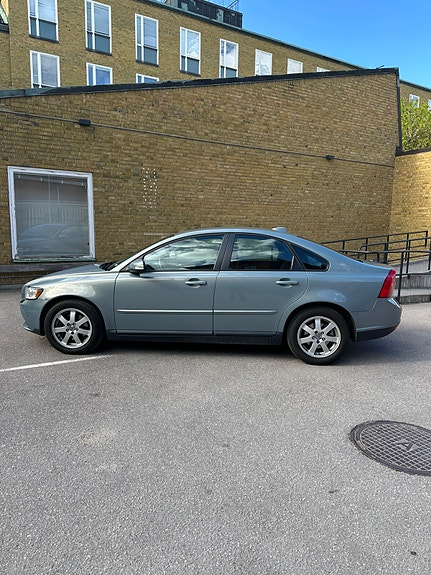 Volvo S40 5 of 10