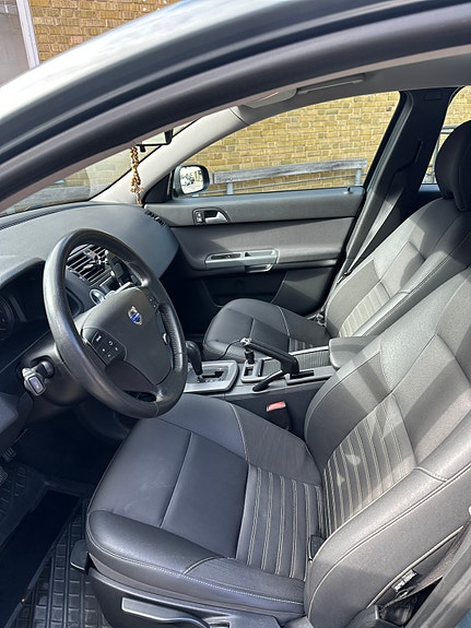 Volvo S40 8 of 10
