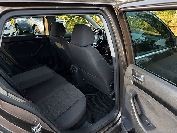 Volkswagen Golf I 14 of 17