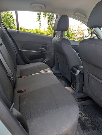 Chevrolet Cruze 8 of 10