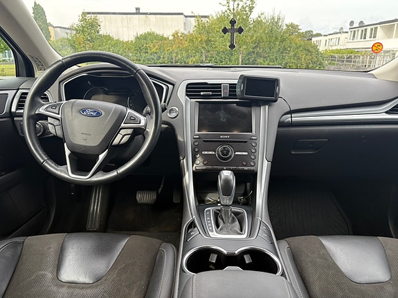Ford Mondeo 7 of 12
