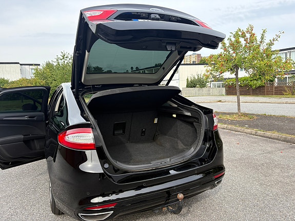 Ford Mondeo 6 of 12
