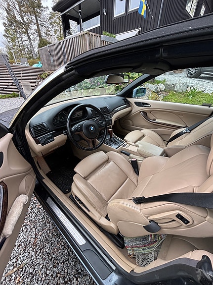 BMW 330Ci 3 of 6