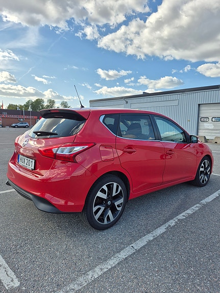 Nissan Pulsar 3 of 7