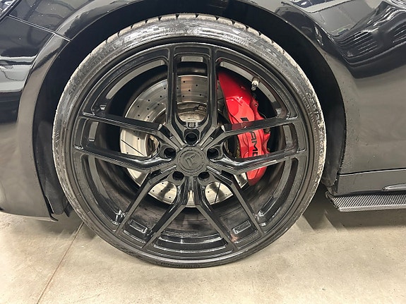 Mercedes-Benz AMG GT 63 S 21 of 21
