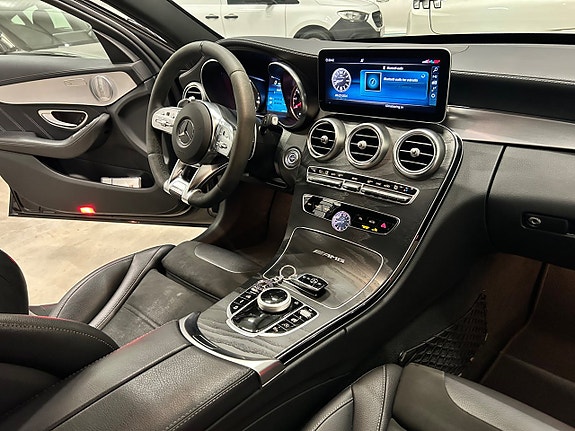 Mercedes-Benz AMG GT 63 S 13 of 21