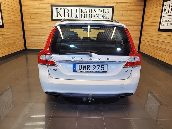 Volvo V70 5 of 22