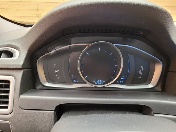 Volvo V70 22 of 22