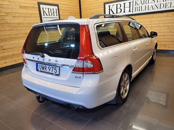 Volvo V70 6 of 22