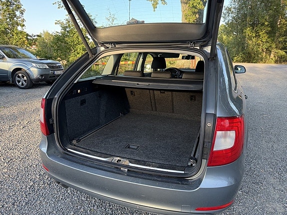 Skoda Superb 18 of 20