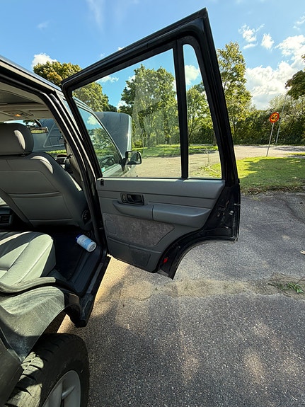 Land Rover Range Rover 15 of 30