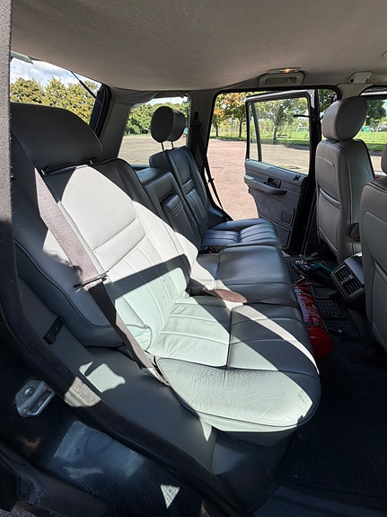 Land Rover Range Rover 12 of 30