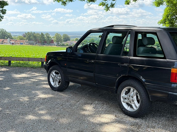 Land Rover Range Rover 3 of 30