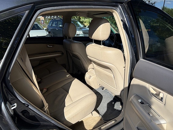 Lexus RX400h 19 of 19