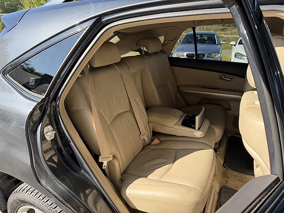 Lexus RX400h 17 of 19