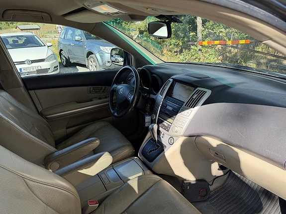 Lexus RX400h 13 of 19