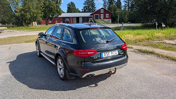 Audi A4 allroad 3 of 7