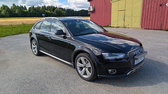 Audi A4 allroad 2 of 7