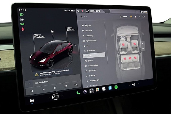 Tesla Model Y 27 of 30