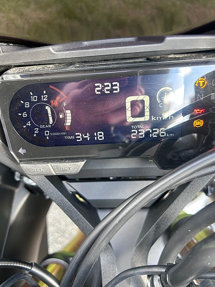 Honda CBR650R 7 of 9