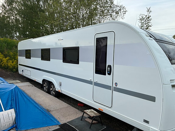 Adria 903 ht 2 of 17