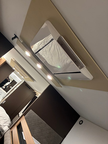 Adria 903 ht 4 of 17