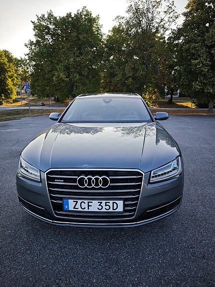 Audi A8 2 of 10