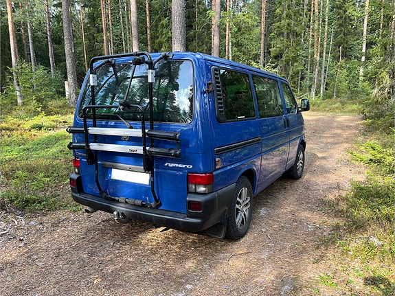 Volkswagen Caravelle 4 of 10