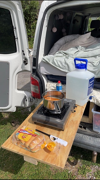 Volkswagen Caravelle 12 of 12