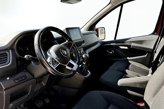 Renault Trafic 4 of 7